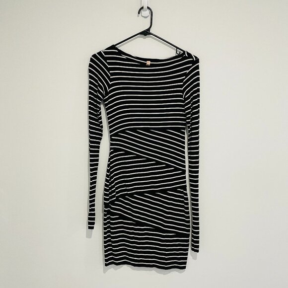Bailey 44 Dresses & Skirts - Bailey 44 Black and White Striped Long Sleeve Dress Size XS